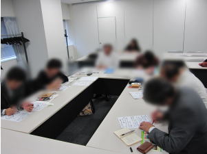 手書きチラシ勉強会風景 手書きチラシ勉強会風景
